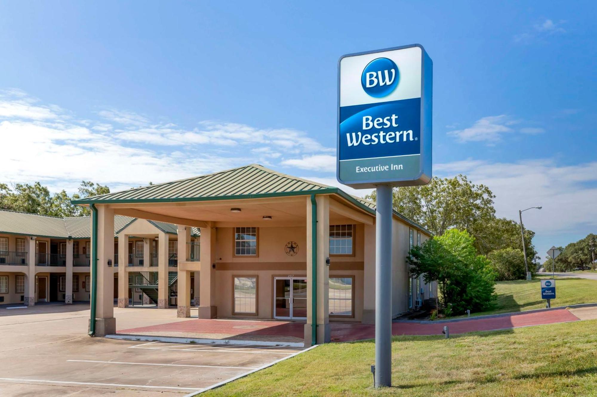 Best Western Executive Inn Hallettsville Экстерьер фото